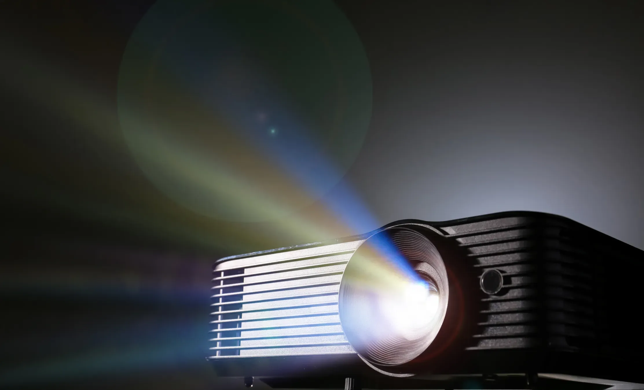 Projector Screen vs Wall: Which Is Better for Your Home Theater?